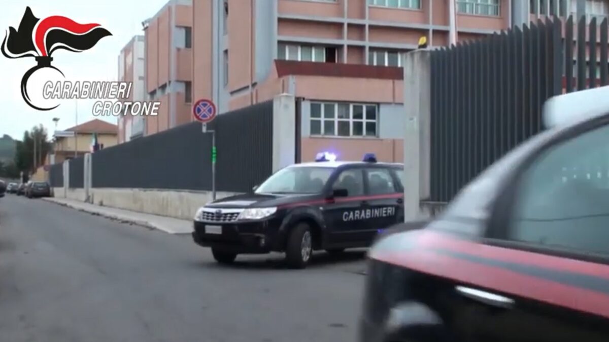 Usura Crotone: Arrestate 2 persone, Tassi fino al 187%