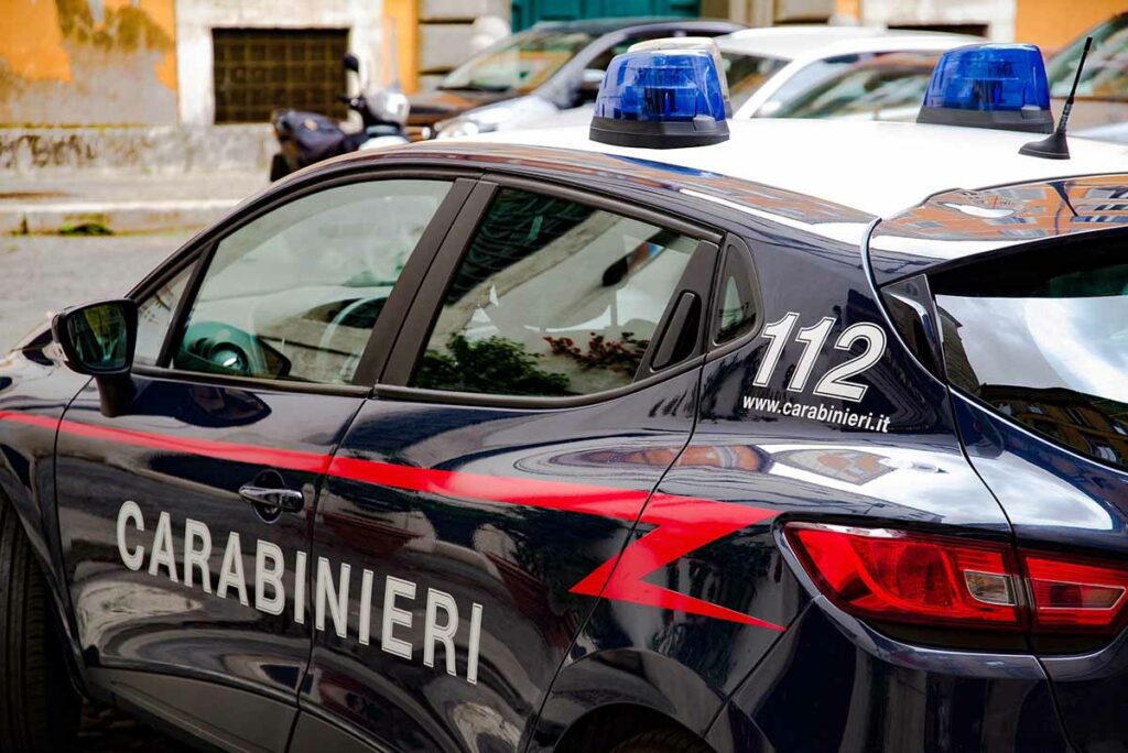 adn24 traffico di droga e prostituzione 24 arresti dei carabinieri anche in calabria