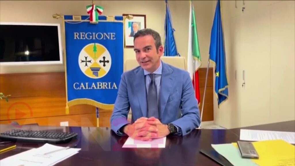 adn24 occhiuto regione stanzia più borse di studio per i giovani medici | video