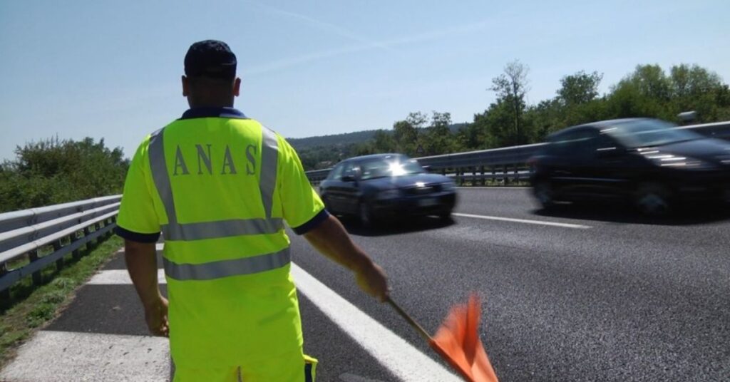 adn24 ponti di primavera | anas ferma 564 cantieri per il 25 aprile