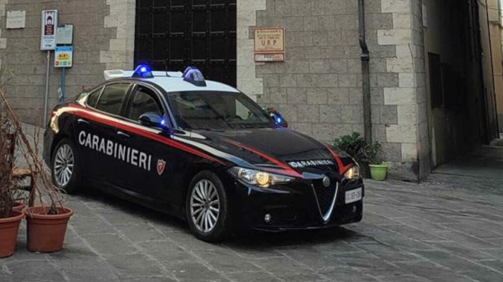 adn24 cosenza | maltrattamenti in famiglia e violenza sessuale arrestato 61 enne