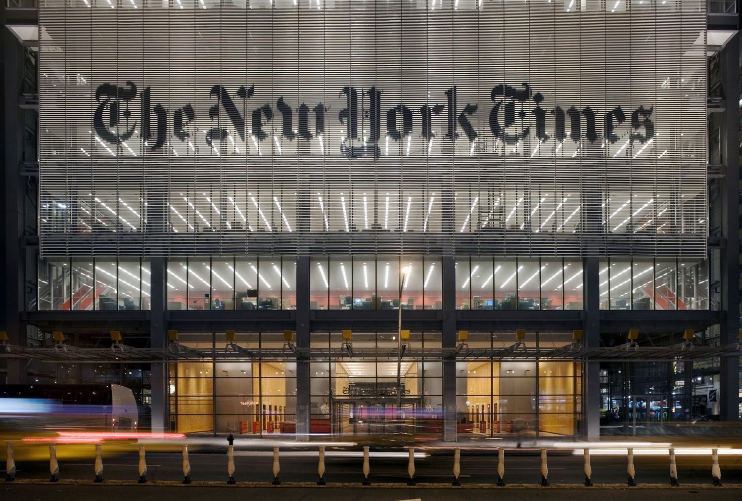 adn24 new york times fa causa a openai e microsoft per violazione del copyright