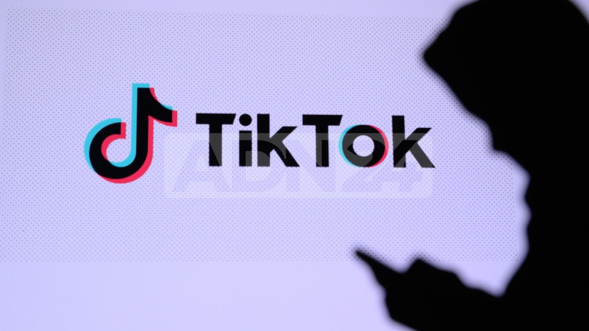 adn24 tiktok potrebbe essere bandito dallue se non accetta il controllo di bruxelles