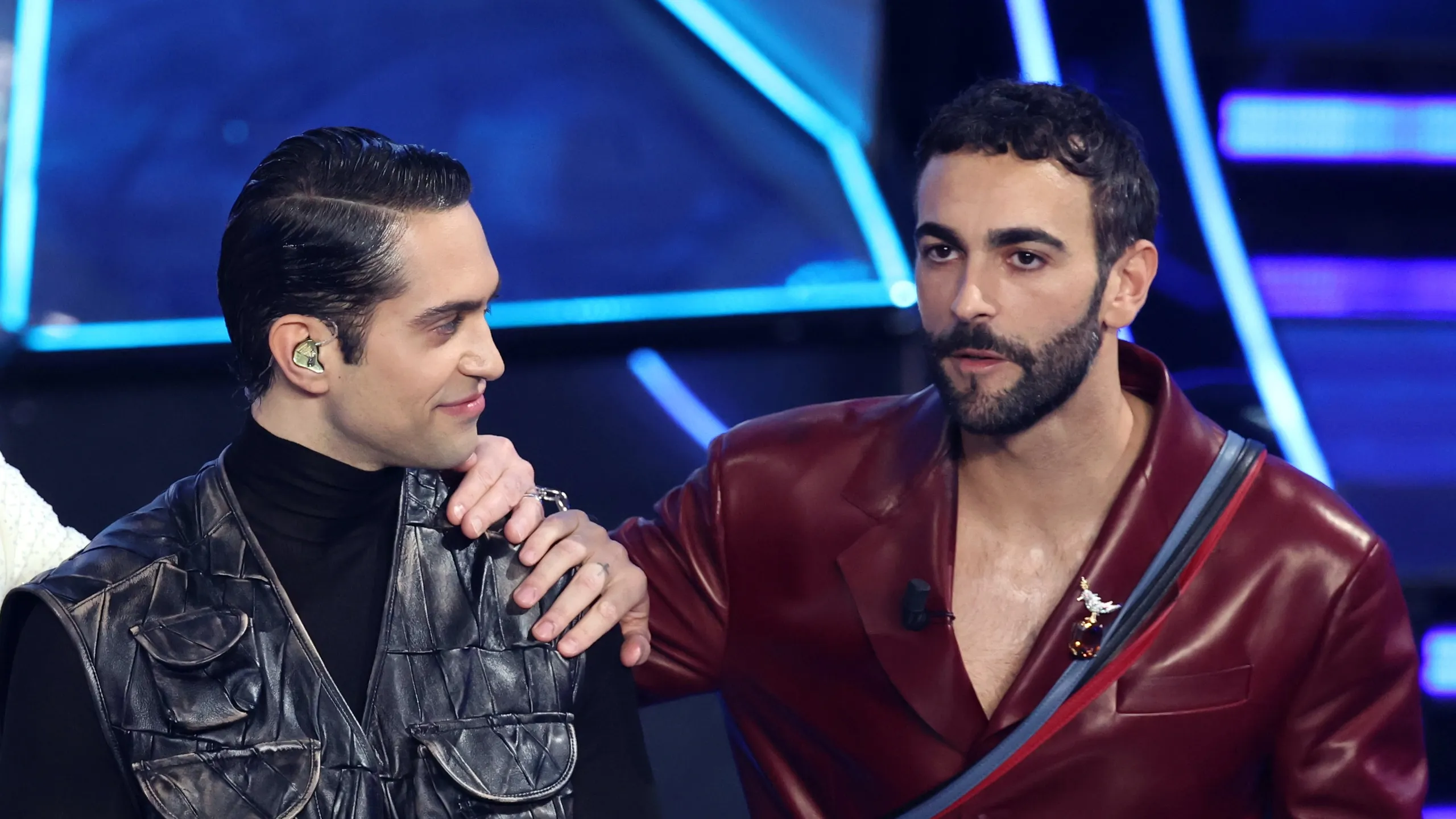 adn24 dagostino e gomez fanno discutere mengoni e mahmood gay dichiarati