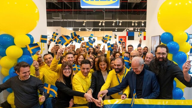 adn24 reggio calabria | inaugurato plan and order point ikea a porto bolaro video