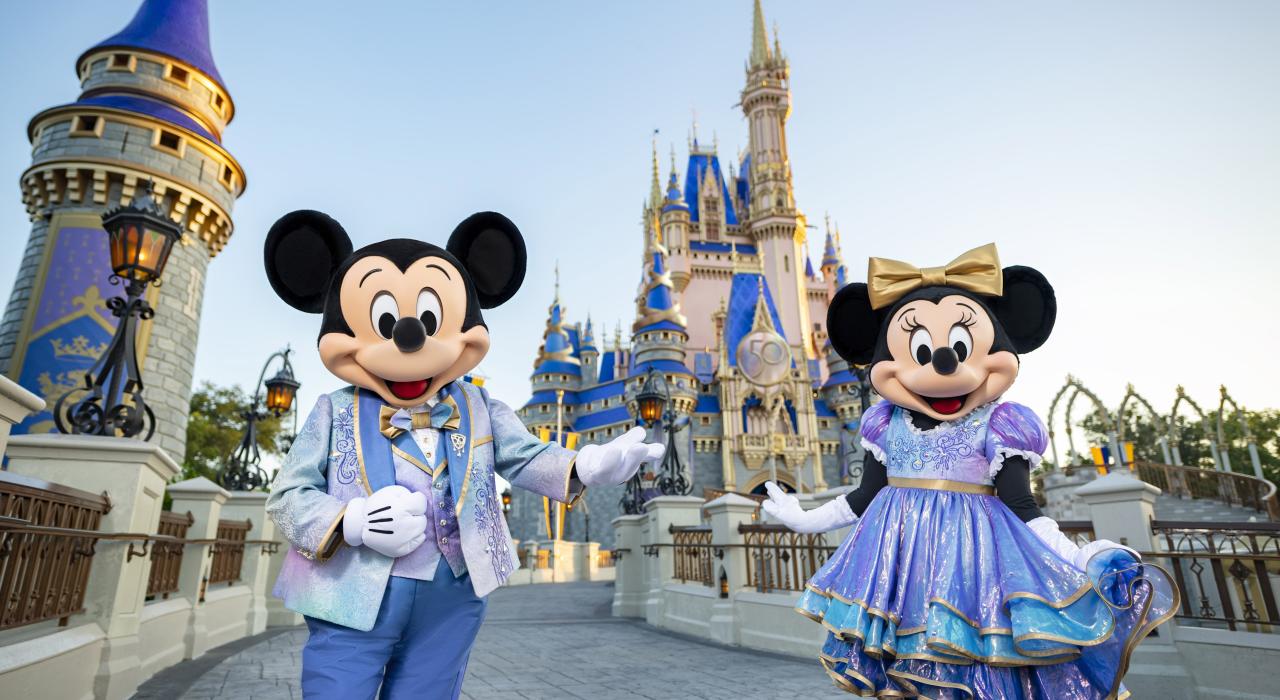 adn24 coppia vive a disneyland per 16 anni ospiti di walt disney la storia della famiglia pope