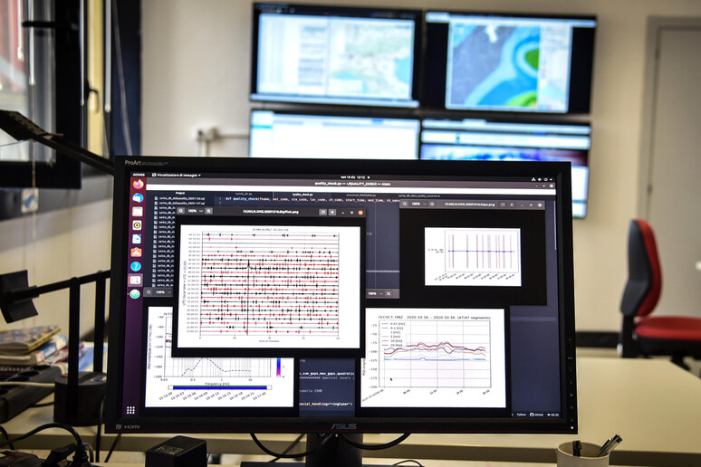 adn24 firenze | terremoto di magnitudo 30