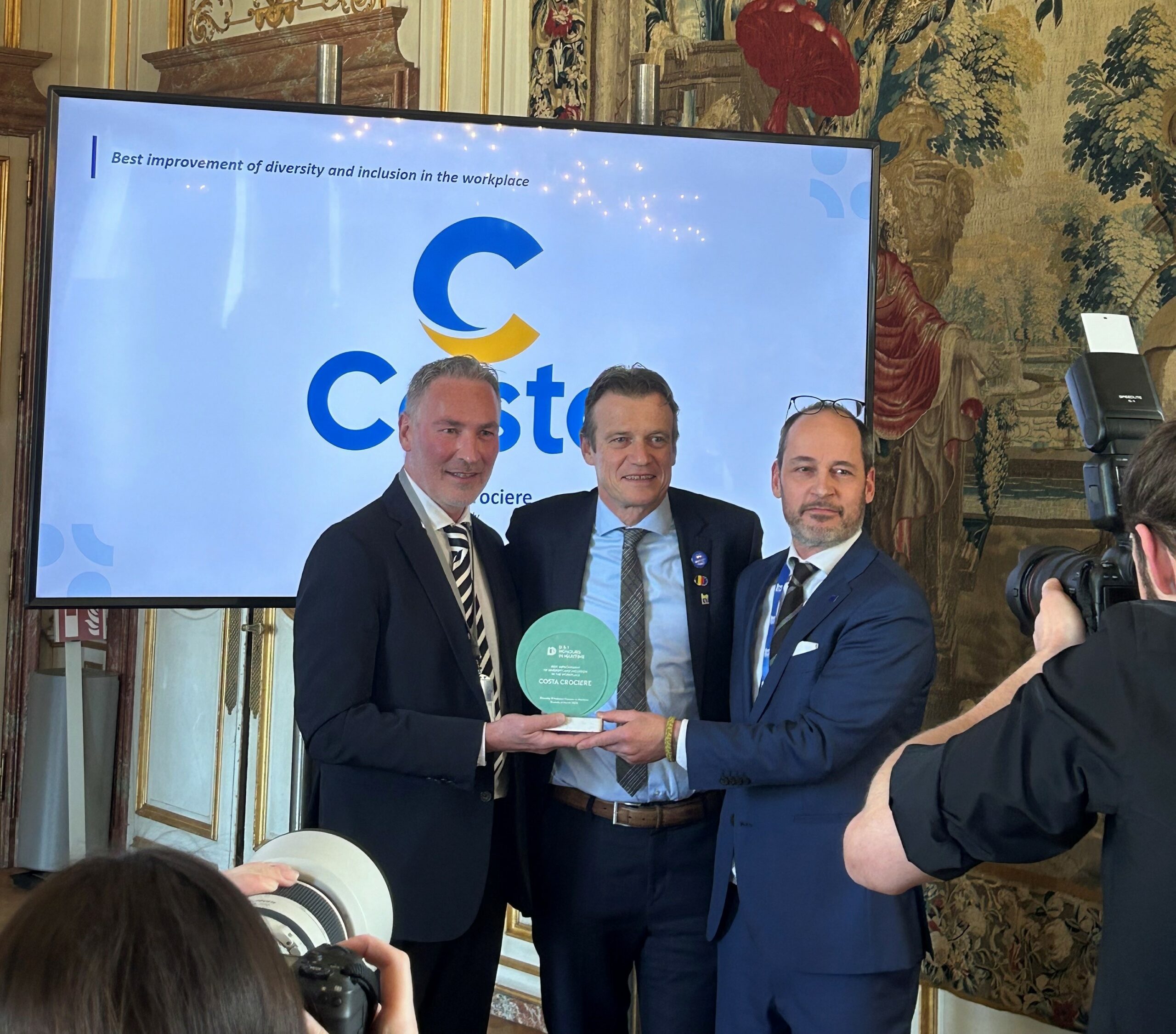 adn24 liguria | costa crociere premiata con il best improvement of di on the workplace