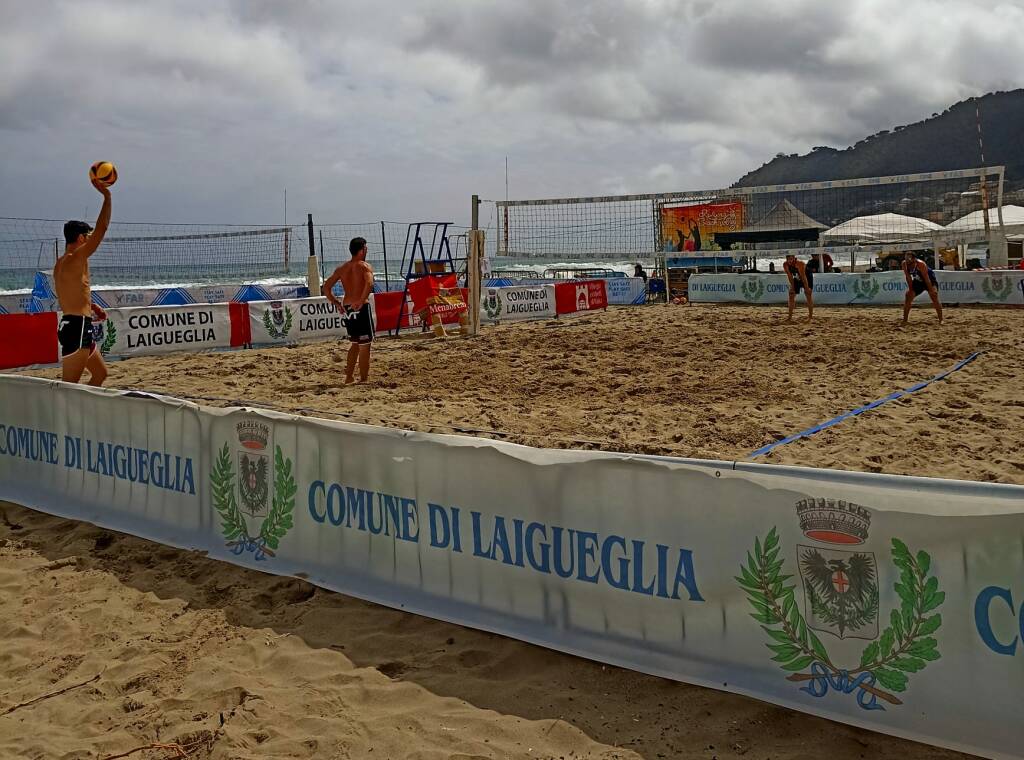 adn24 laigueglia sv il borgo marinaro capitale del beach volley