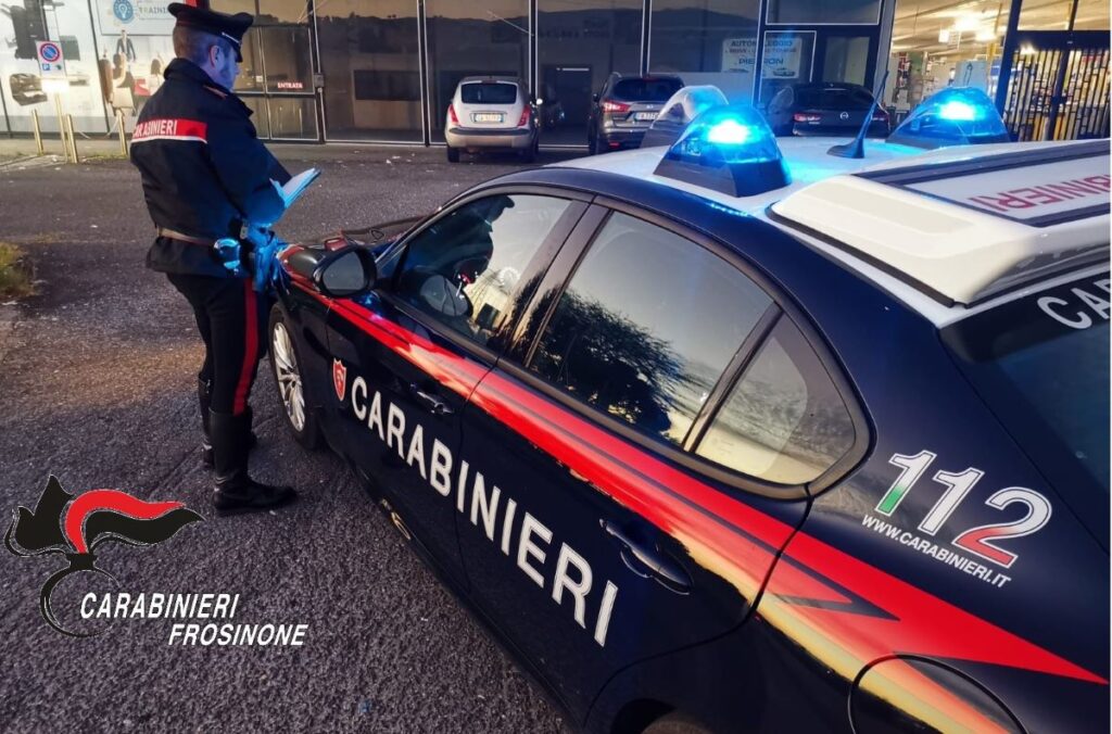  ‣ adn24 torino | sorpresa a rubare nelle auto parcheggiate aggredisce i carabinieri