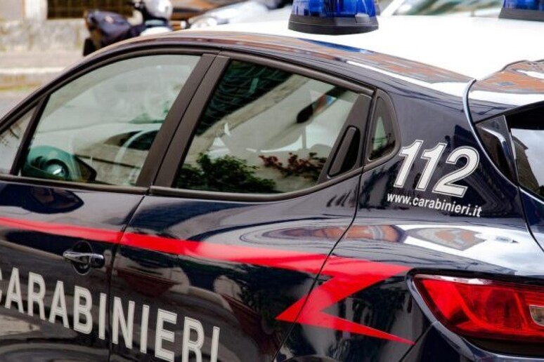 adn24 latina | picchia moglie e figlia di 6 mesi arrestato vicino latina