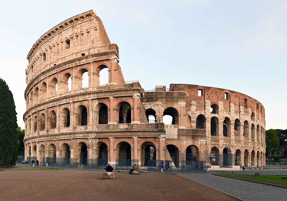 adn24 sai percheil colosseo non è crollato tutto ma solo per metà