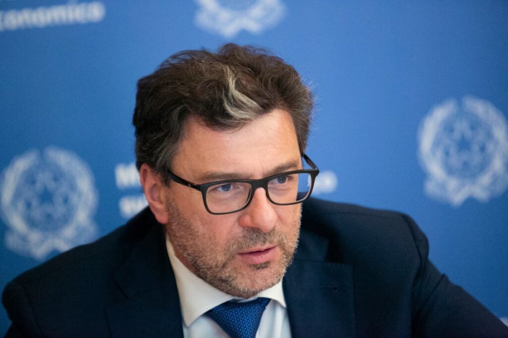 adn24 economia | giorgetti giusta aspettativa a pensionamento anticipato