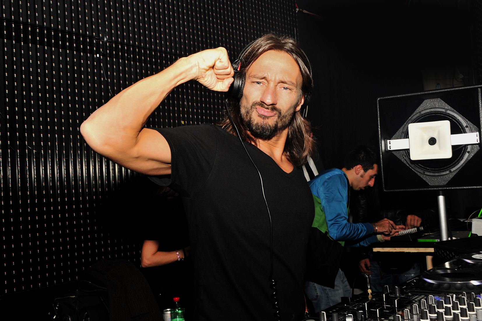 adn24 bob sinclar compie 55 anni e rilascia il suo nuovo singolo