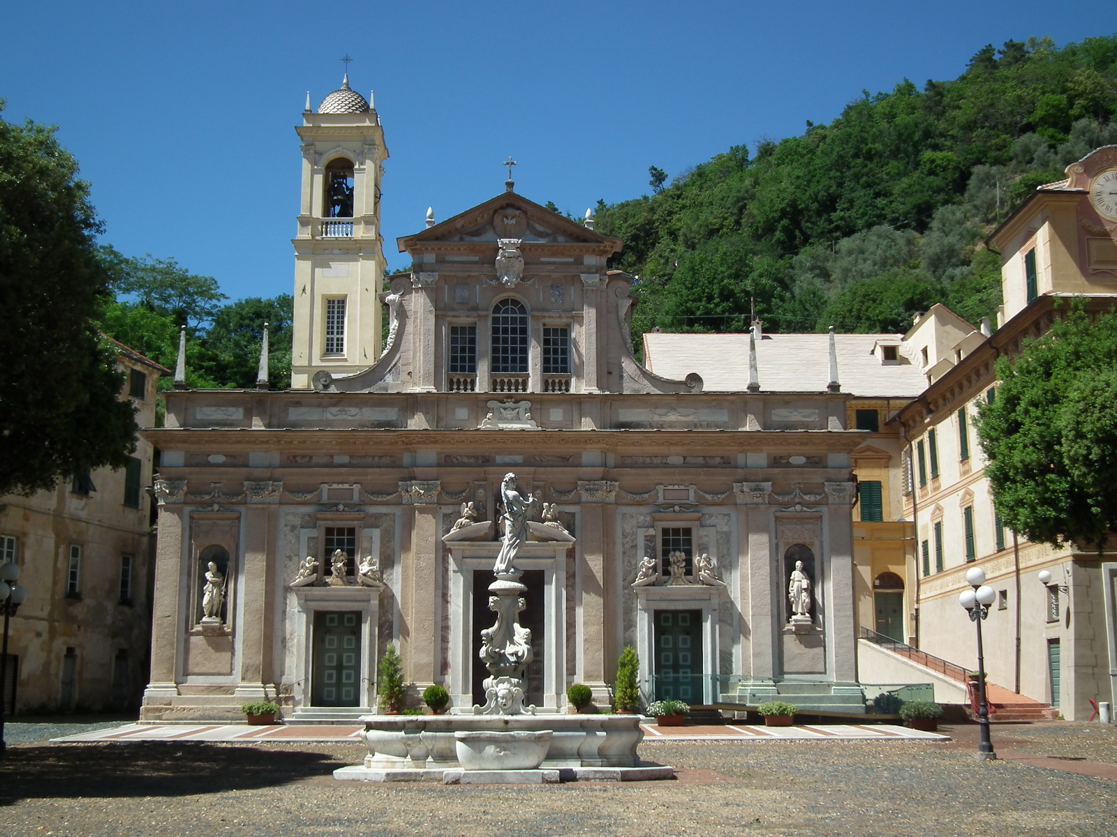 adn24 savona | al santuario il ciclo di incontri autori in mostra nei luoghi dellascolto