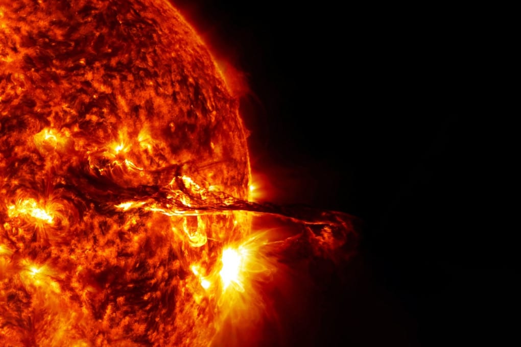 adn24 la terra si prepara allarrivo di una tempesta solare la più forte dal 2005