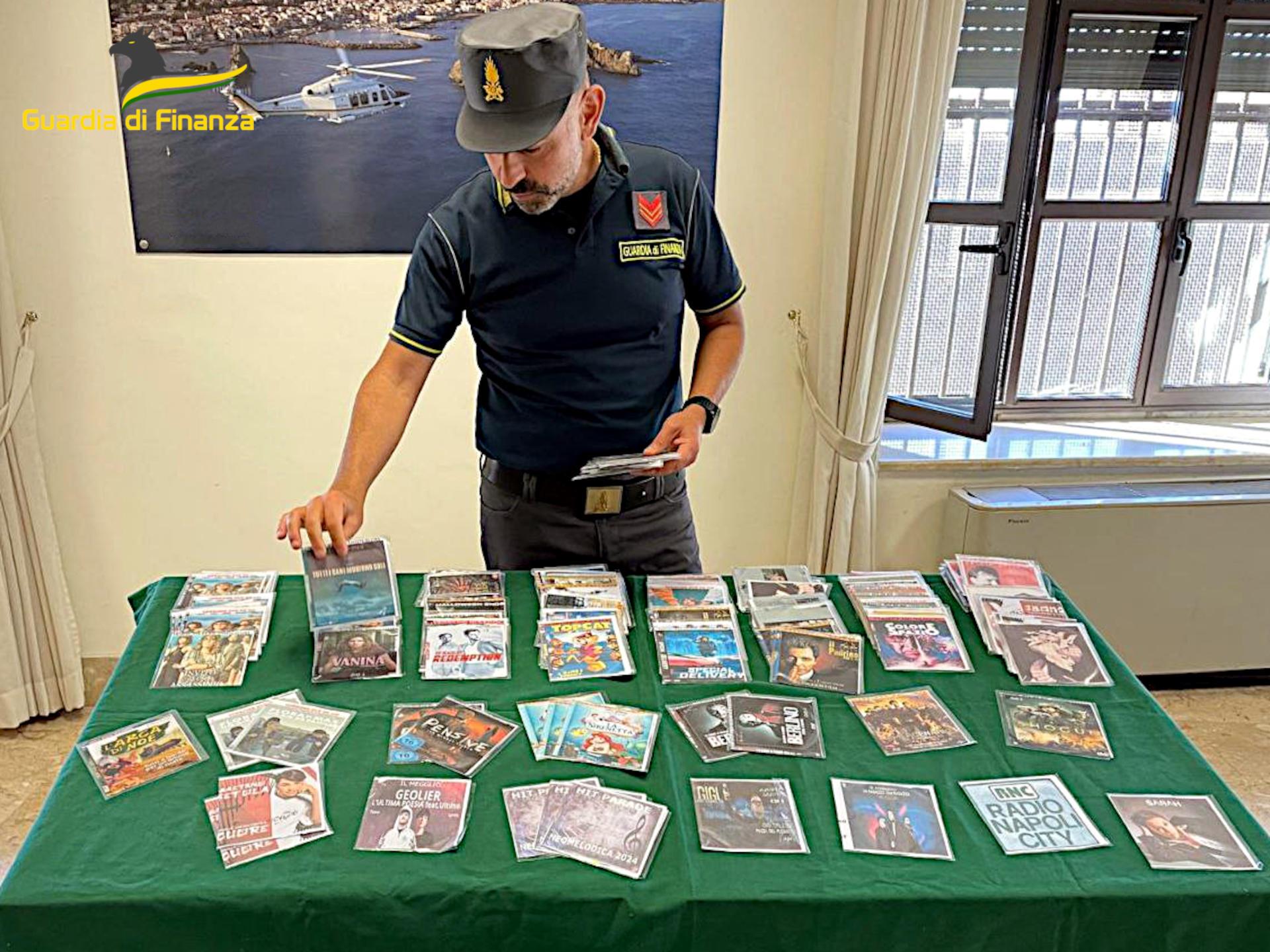 adn24 catania | sequestro di cd e dvd pirata denunciato cittadino con precedenti penali