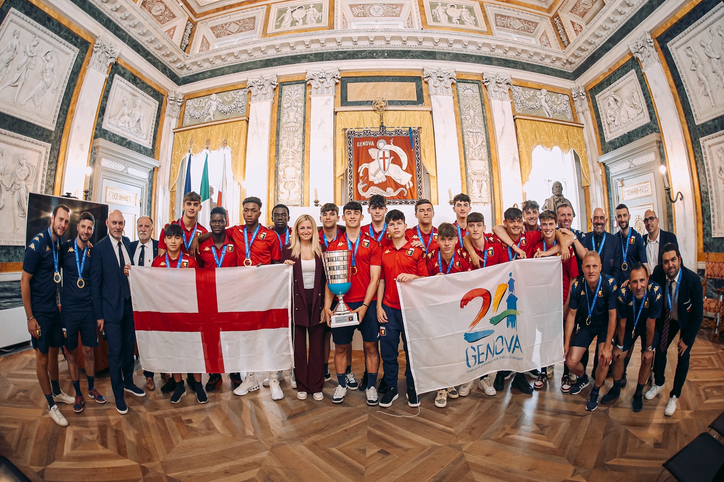 adn24 genova | il genoa under 18 vincitore dello scudetto di categoria ricevuto in comune