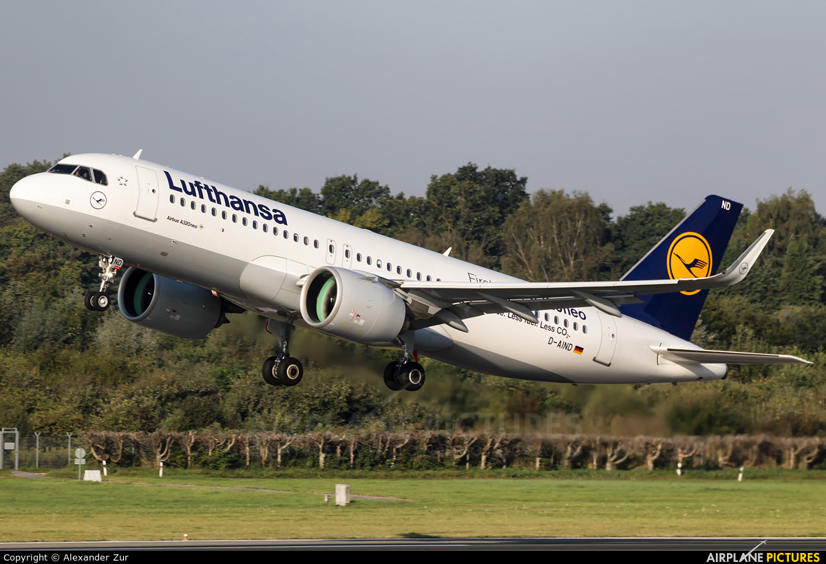 adn24 lufthansa annuncia sovrapprezzi sui biglietti