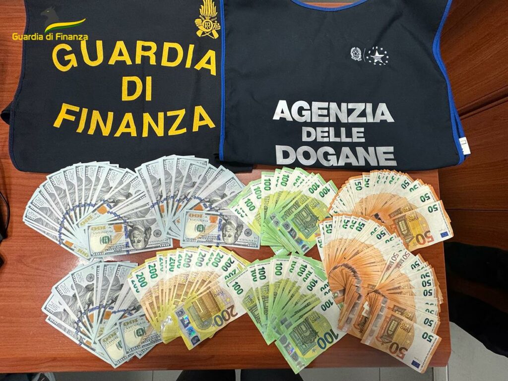 adn24 bologna | intercettati 2milioni di euro non dichiarati in aeroporto