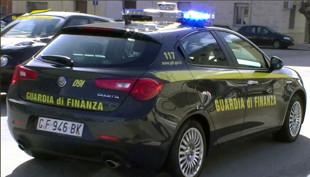 adn24 brindisi | operazione antidroga a mesagne smantellata rete di spaccio nel centro storico