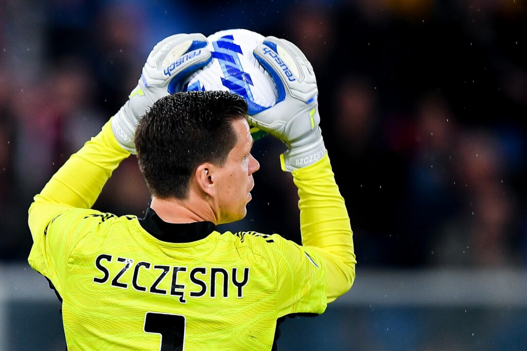 adn24 calciomercato | szczesny al nassr la chiamata a ronaldo e il nuovo portiere per la juventus