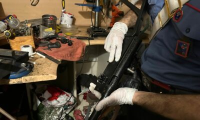  ‣ adn24 tivoli | scoperto laboratorio clandestino di armi: arrestato 21enne