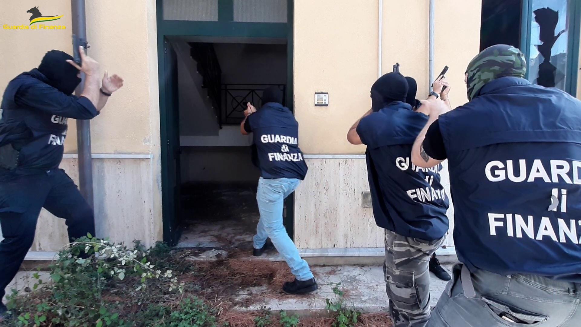 adn24 palermo | sette arresti nella famiglia mafiosa di sciacca infiltrazioni in appalti pubblici