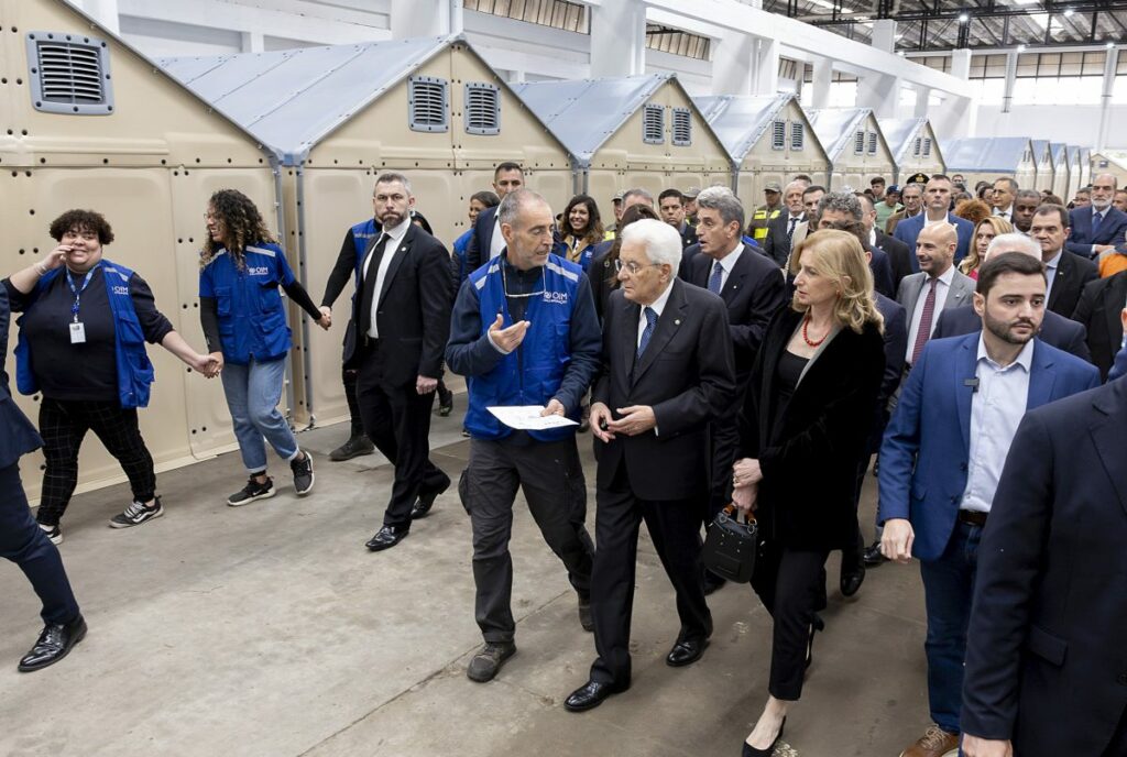 adn24 brasile mattarella visita le zone alluvionate di porto alegre