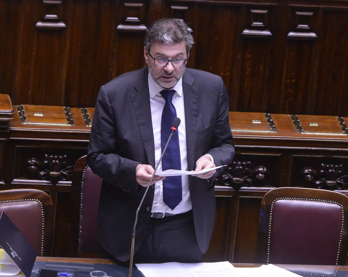 adn24 pensioni giorgetti interventi in base alla sostenibilità dei conti