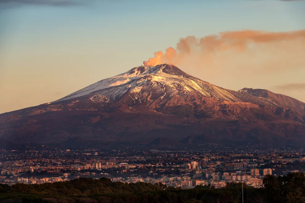 adn24 catania | notte tranquilla sulletna il vulcano si placa