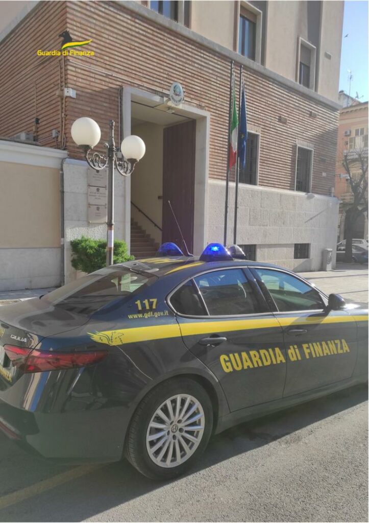 adn24 foggia | arresti per ricettazione di parti di autovetture di provenienza furtiva video