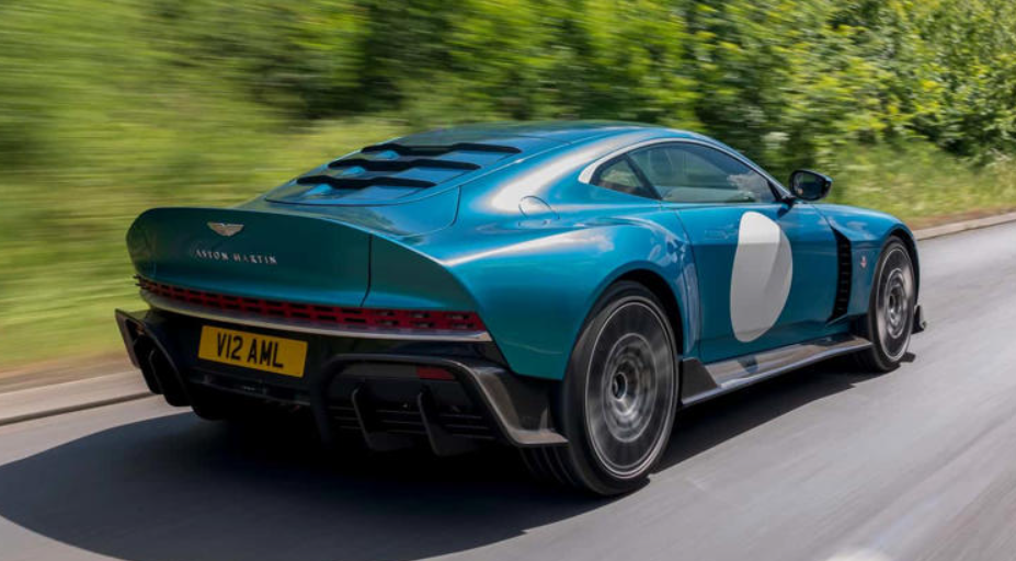 adn24 aston martin valour unauto per poche anime fortunate