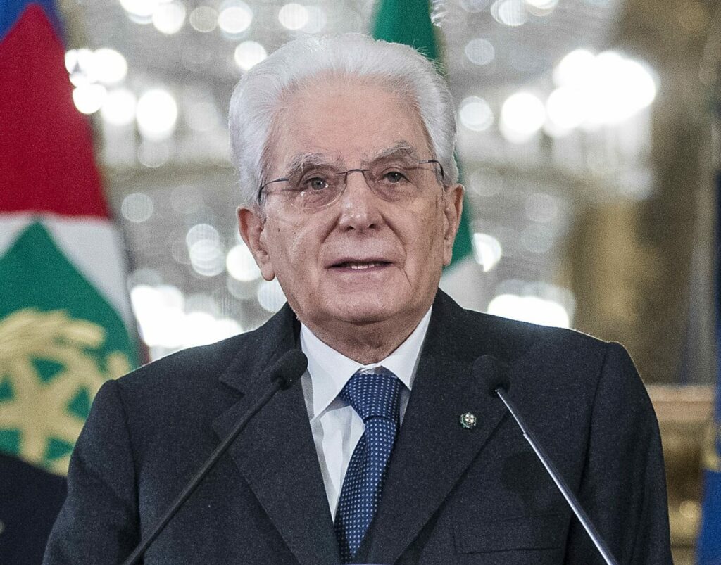 adn24 economia | mattarella litalia paga interessi sul debito come francia e germania insieme