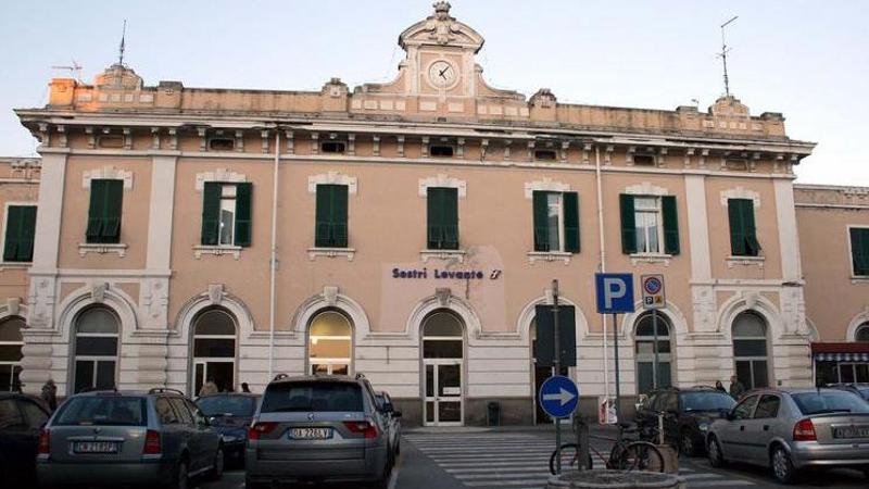 adn24 sestri levante ge | compie cento anni la stazione ferroviaria della località del tigullio