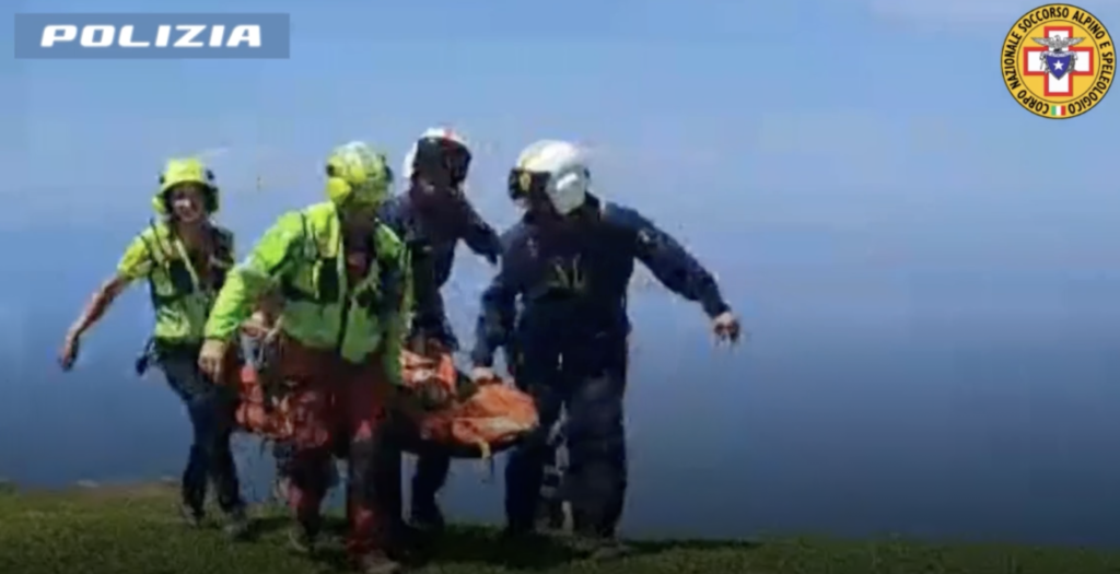 adn24 cefalù | giovane parapendista precipita improvvisamente salvata dal soccorso alpino video