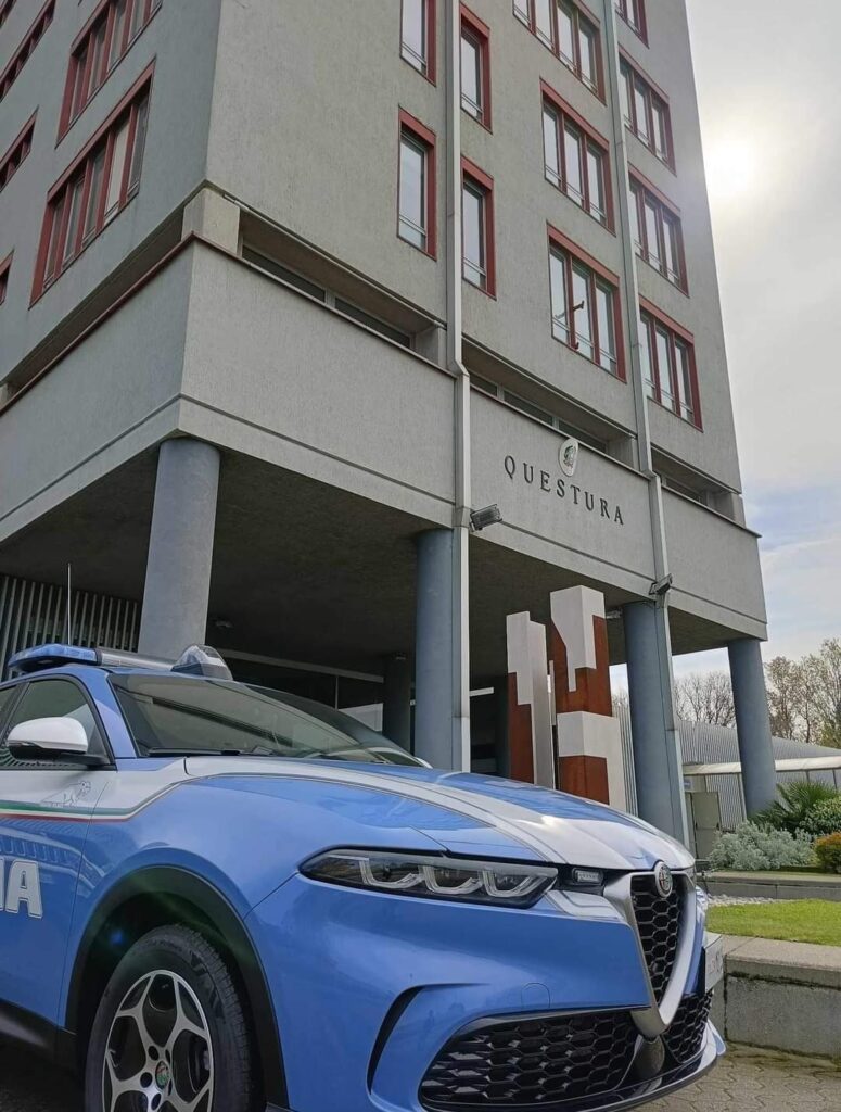 adn24 brescia | beccato dalla polizia dopo essersi introdotto in un esercizio commerciale per rubare arrestato