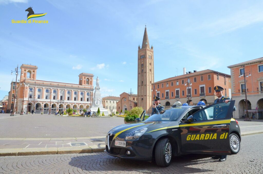 adn24 forlì | movimentazioni finanziarie illecite per oltre 125 mila euro denunciate tre donne