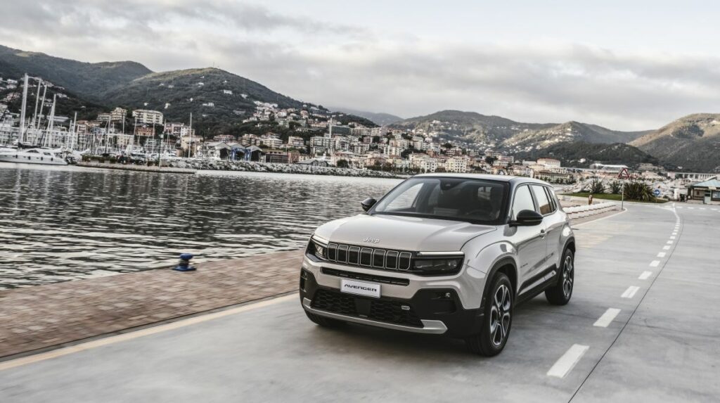 adn24 jeep avenger sempre leader tra i suv in italia