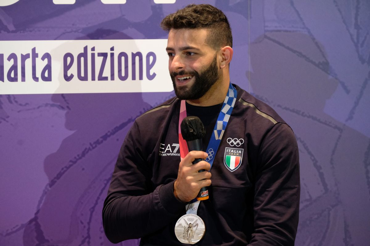 adn24 pizzolato bronzo olimpico nel sollevamento pesi