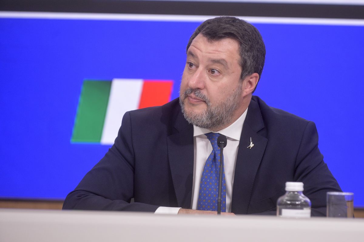 adn24 manovra salvini già al lavoro priorità mantenere aumento stipendi