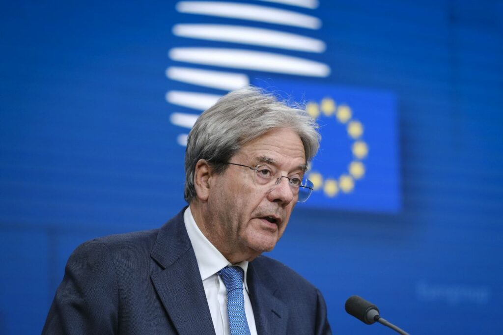 adn24 gentiloni da disinformazione online pericolo per le democrazie