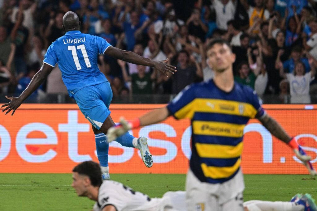 adn24 il napoli ribalta il parma nel recupero lukaku in gol