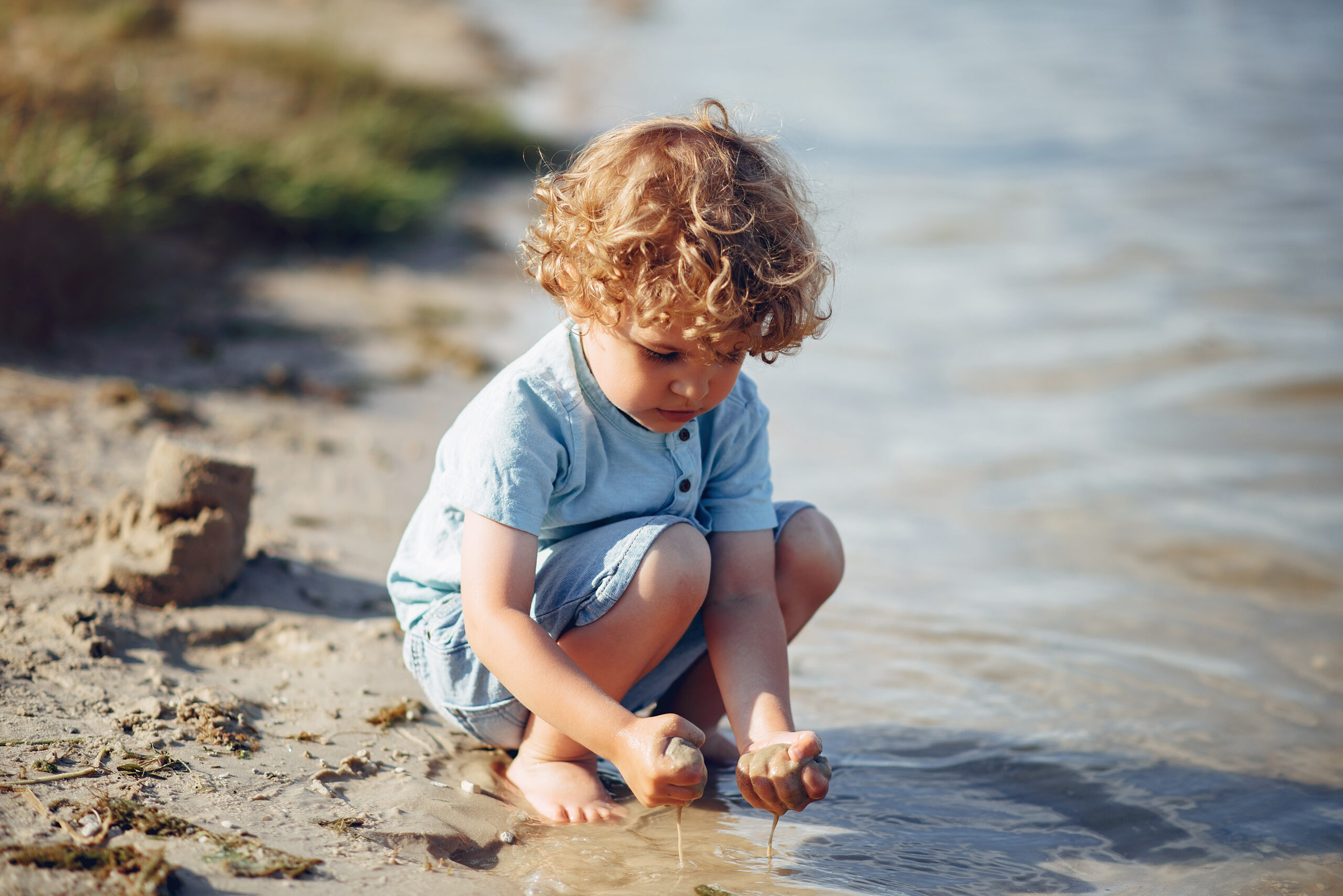 adn24 il mare fa bene ai bambini consigli utili e precauzioni da non dimenticare mai