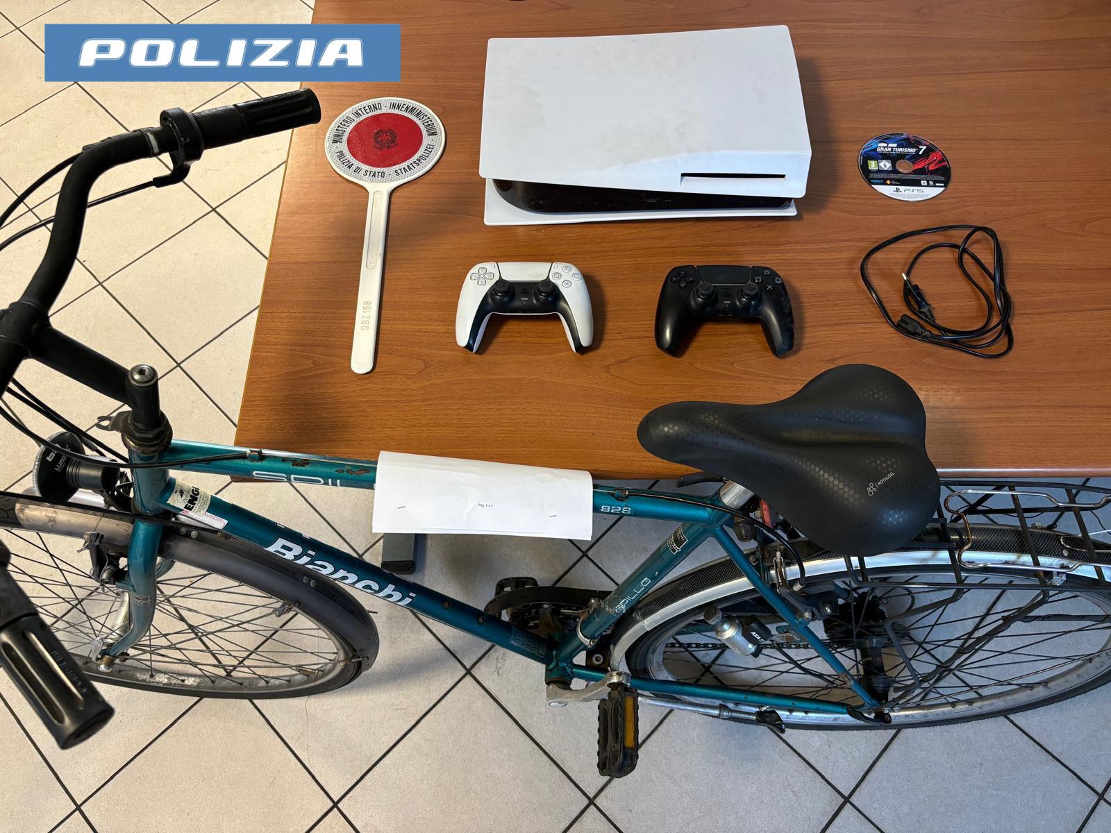 adn24 bolzano | fuggono con playstation e biciclette rubate