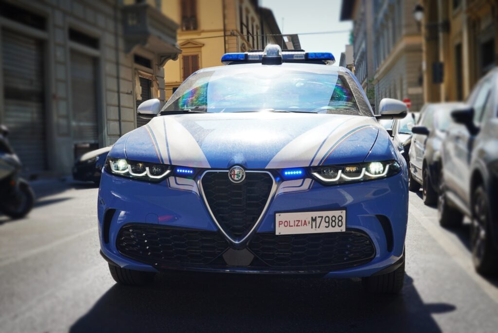 adn24 firenze | intensificati i controlli della polizia 8 cittadini stranieri espulsi negli ultimi 10 giorni