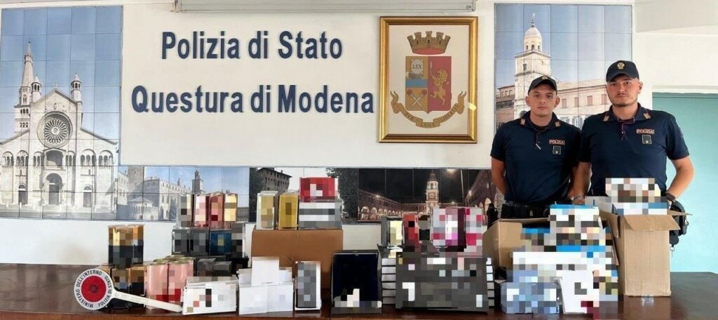 adn24 modena | scoperto giro di ricettazione e commercio di prodotti contraffatti 4 denunce