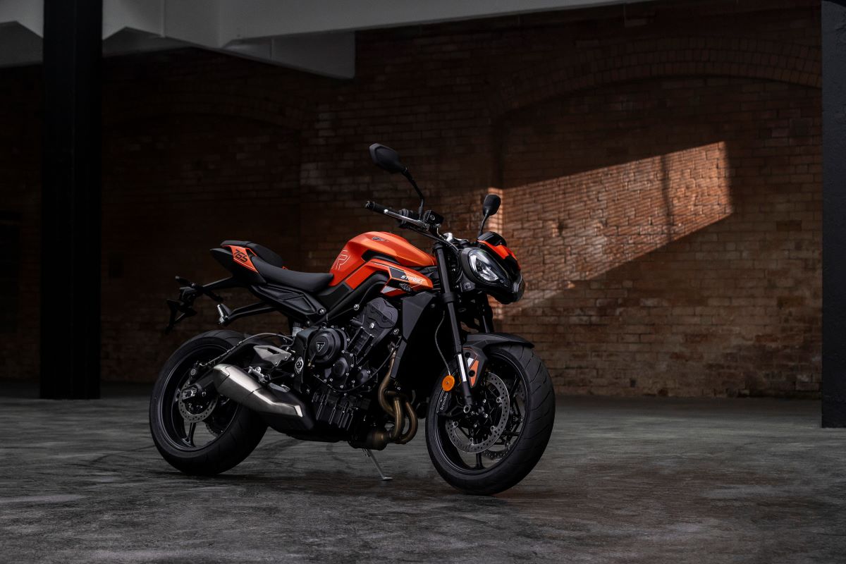 adn24 street triple 765 r a2 arriva la versione depotenziabile