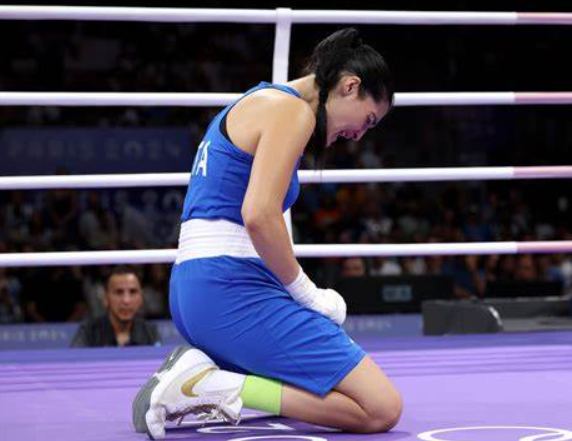 adn24 angela carini annuncia il ritiro dalla boxe dopo le polemiche olimpiche