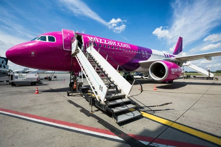 adn24 un anno di viaggi a 499 euro il pacchetto all you can fly di wizz air